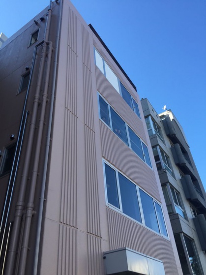 東京営業所の外観